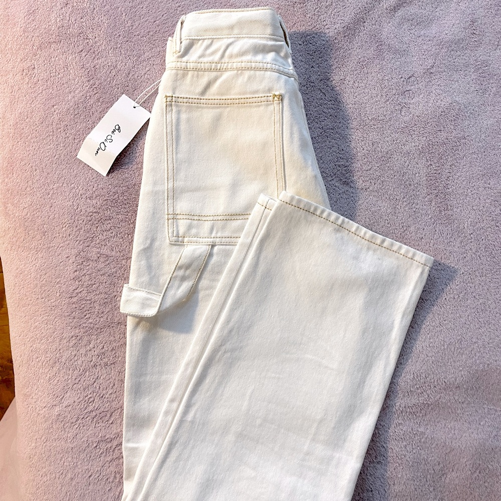 High waisted loose White jeans